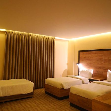 The Palm Hotel 亚喀巴 外观 照片