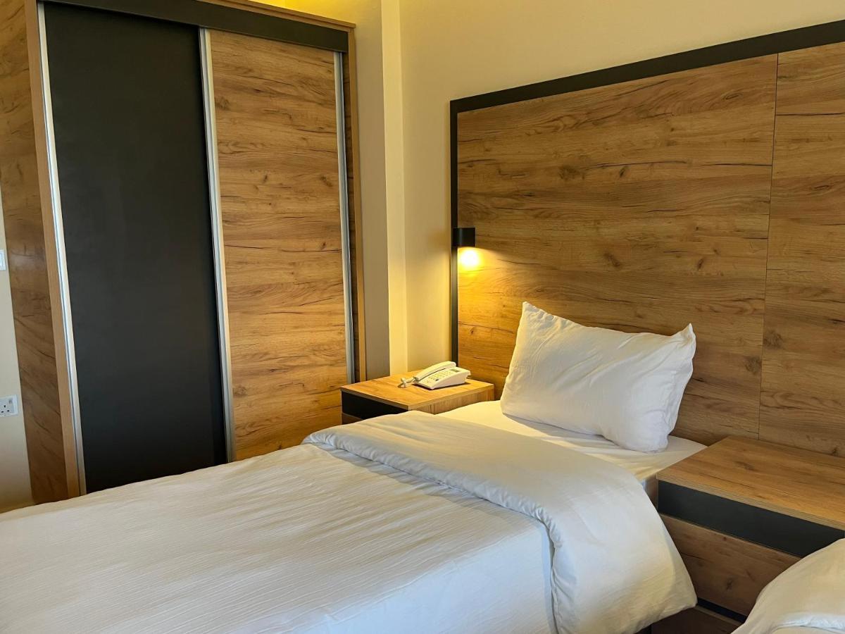 The Palm Hotel 亚喀巴 外观 照片