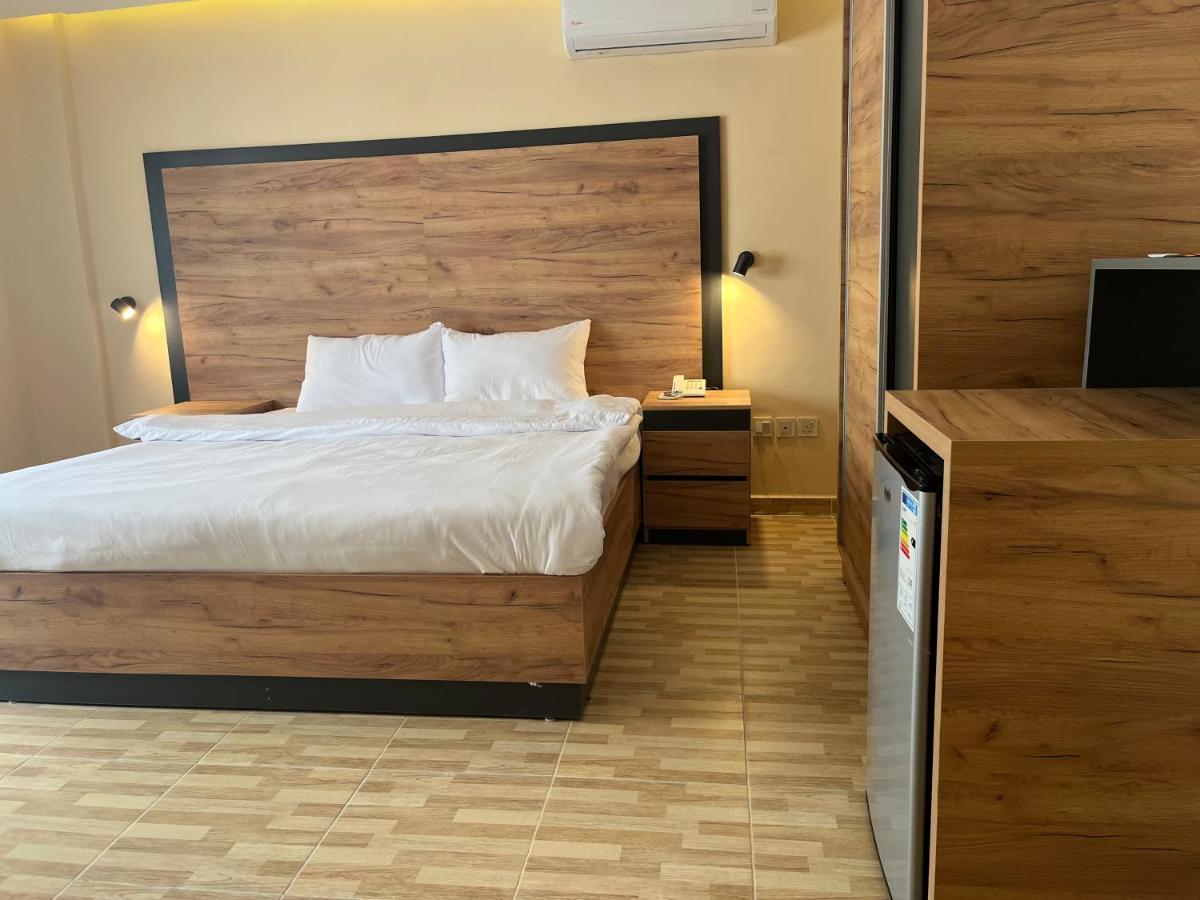 The Palm Hotel 亚喀巴 外观 照片